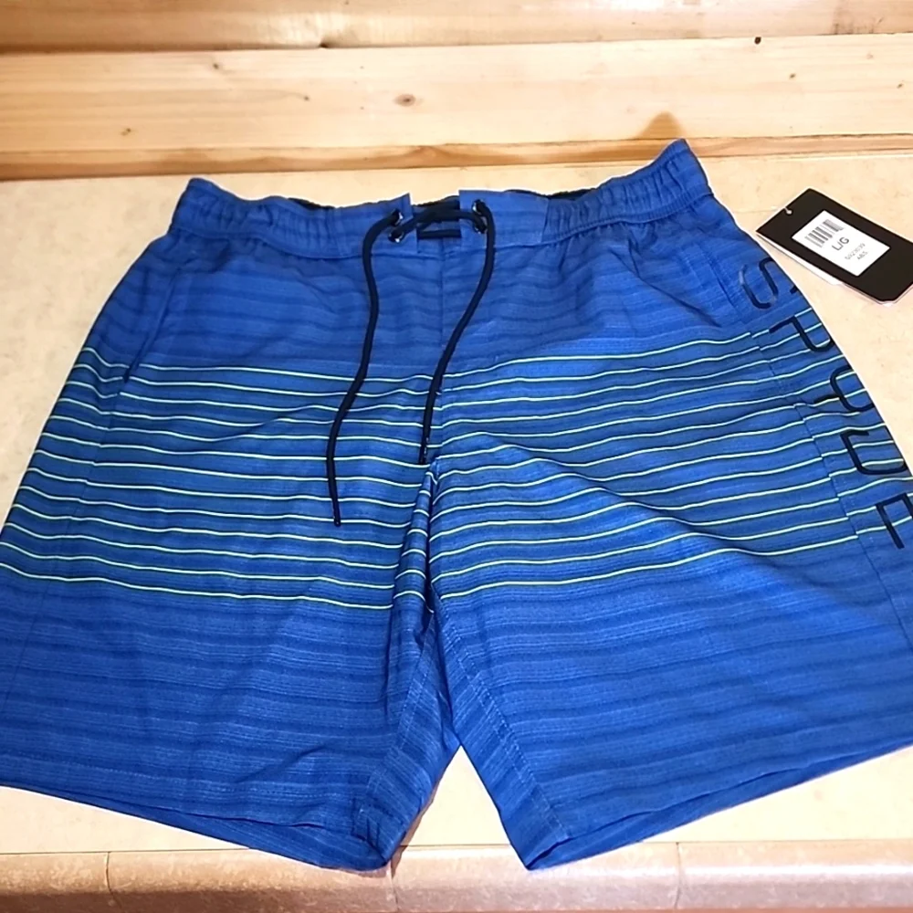 Spyder Swim Trunks NWT Size Large
